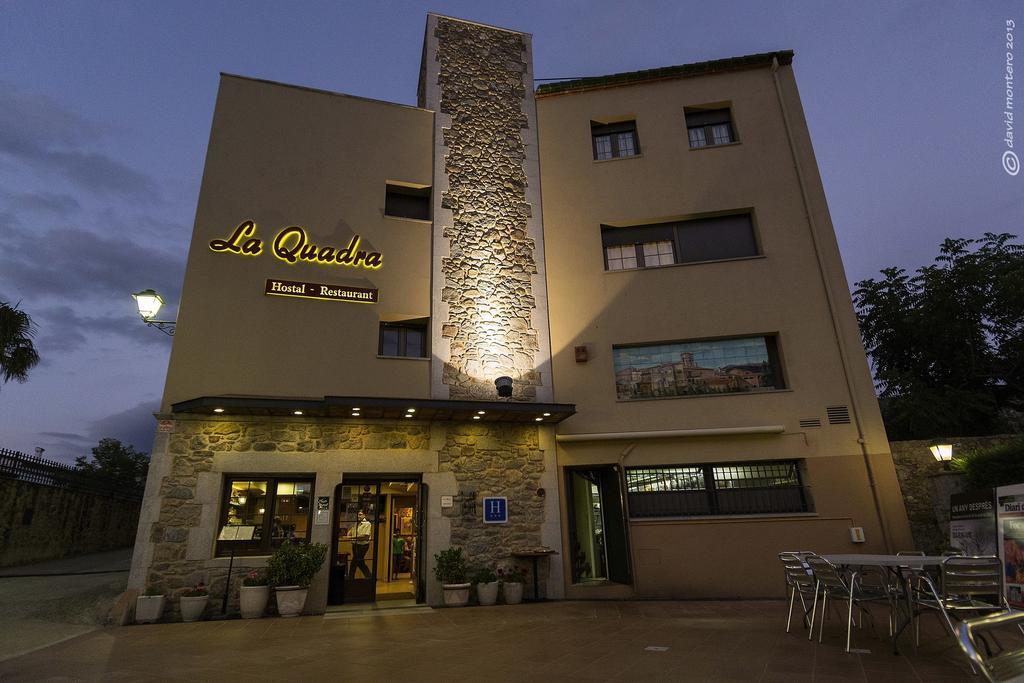 Hotel-Restaurante La Quadra Maçanet de Cabrenys Esterno foto