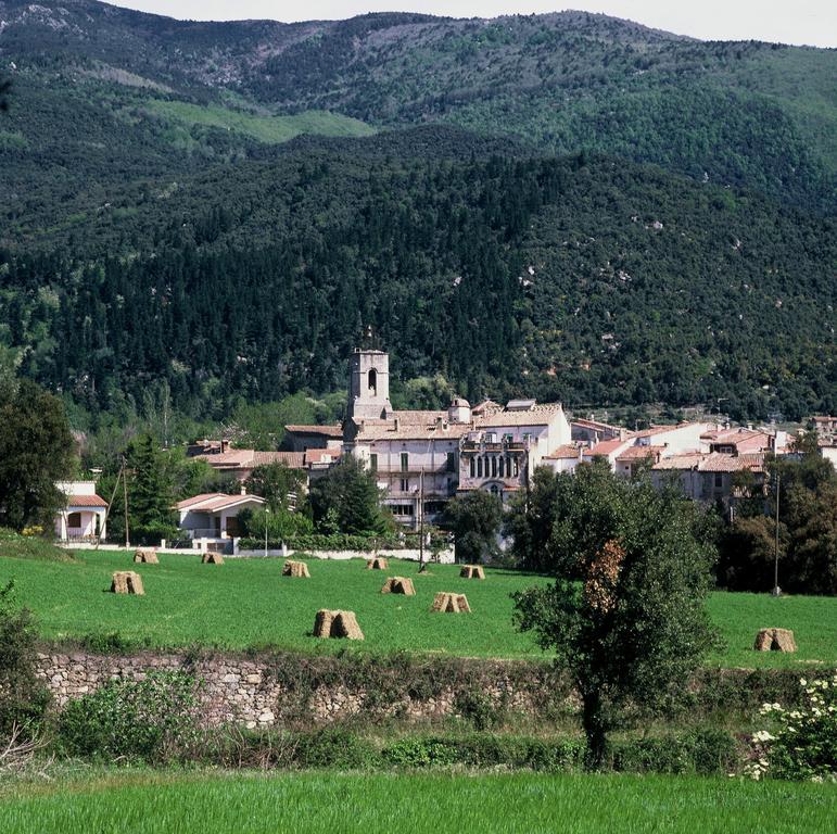 Hotel-Restaurante La Quadra Maçanet de Cabrenys Esterno foto